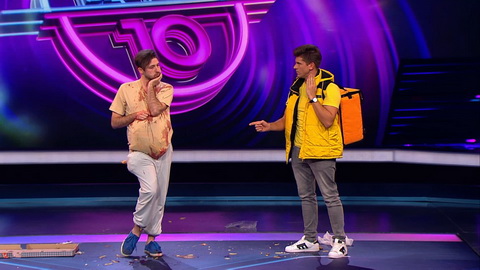 камеди батл какой последний сезон. 1581713191 comedy battle 10 3. камеди батл какой последний сезон фото. камеди батл какой последний сезон-1581713191 comedy battle 10 3. картинка камеди батл какой последний сезон. картинка 1581713191 comedy battle 10 3. «Comedy Club Production» дает возможность многим молодым людям страны показать себя. Одним из таких мест является «Comedy баттл», куда приходят те, для кого юмор — это не просто 4 буквы, а смысл существования, кто идет с шутками по жизни.